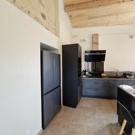 Maison Agreable En Pierre * Montagne (Gironde)